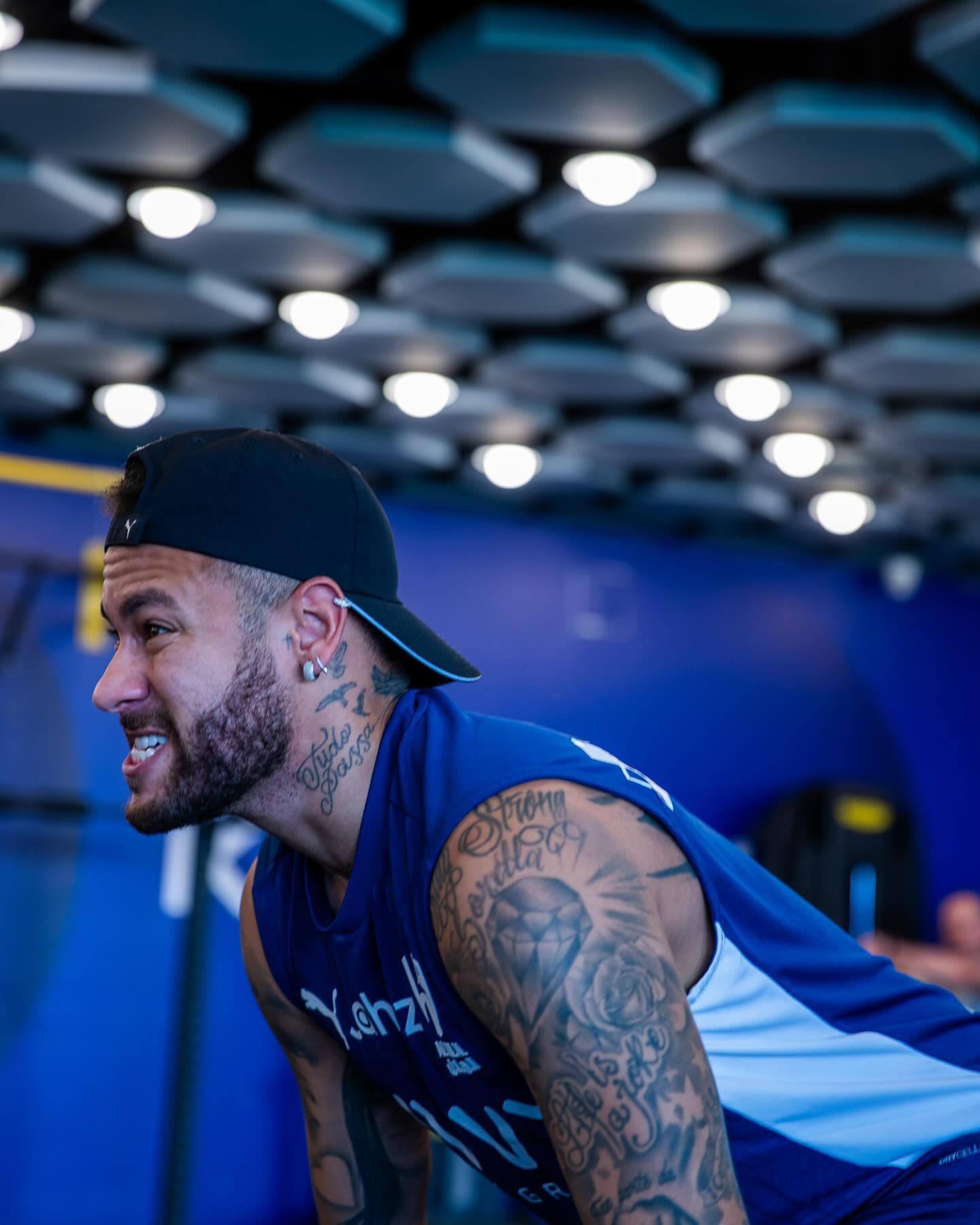 马斯切拉诺：决赛要孤注一掷；过往与穆勒交手没太多美好回忆