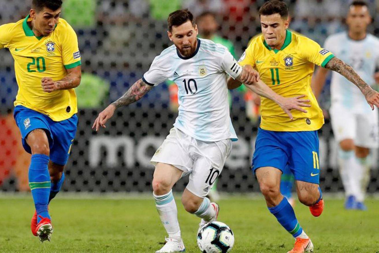 绿茵上的精准艺术：高尔夫运动的优雅与坚守