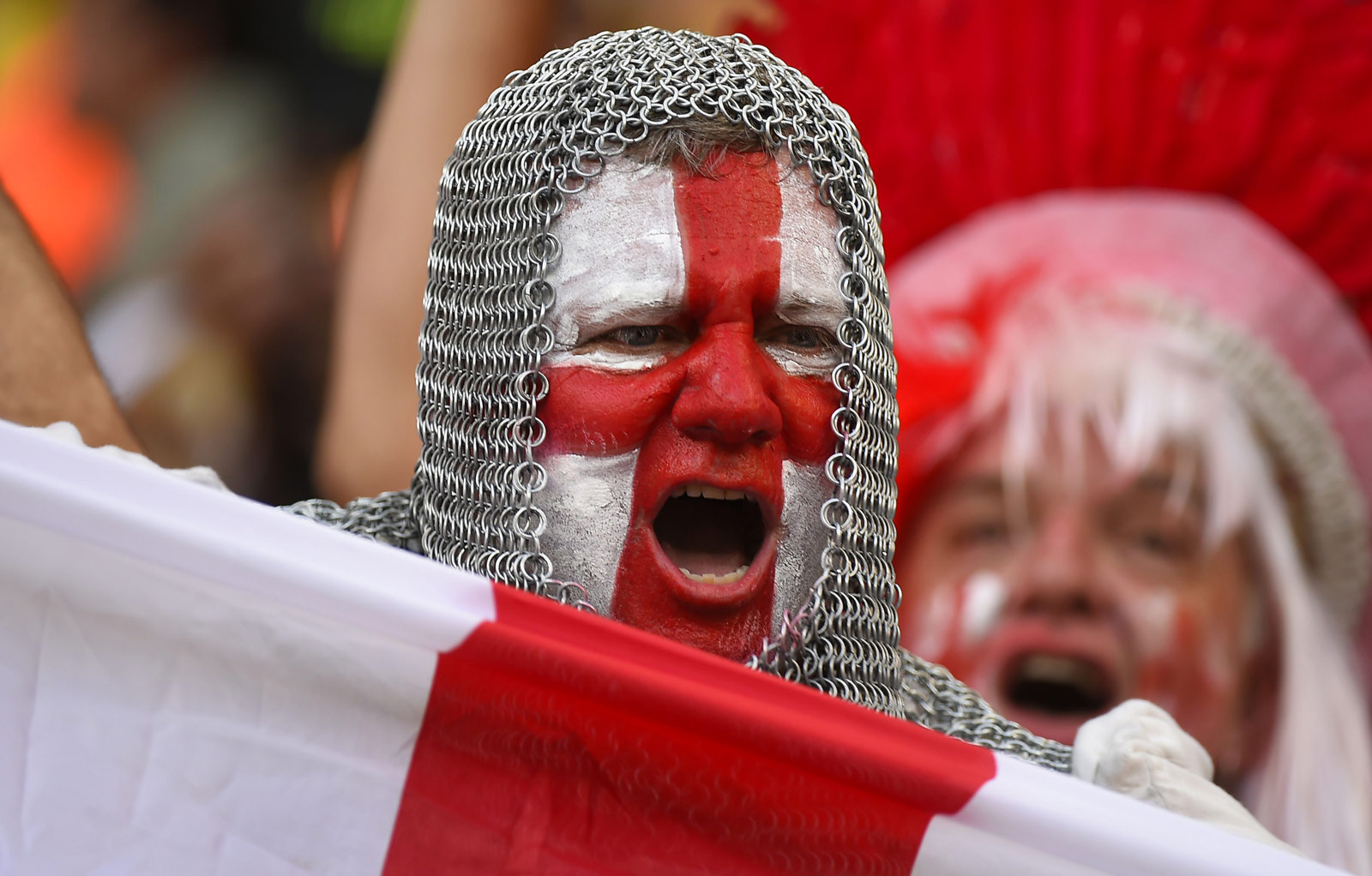 欧冠球员表现评析：C罗连续进球,