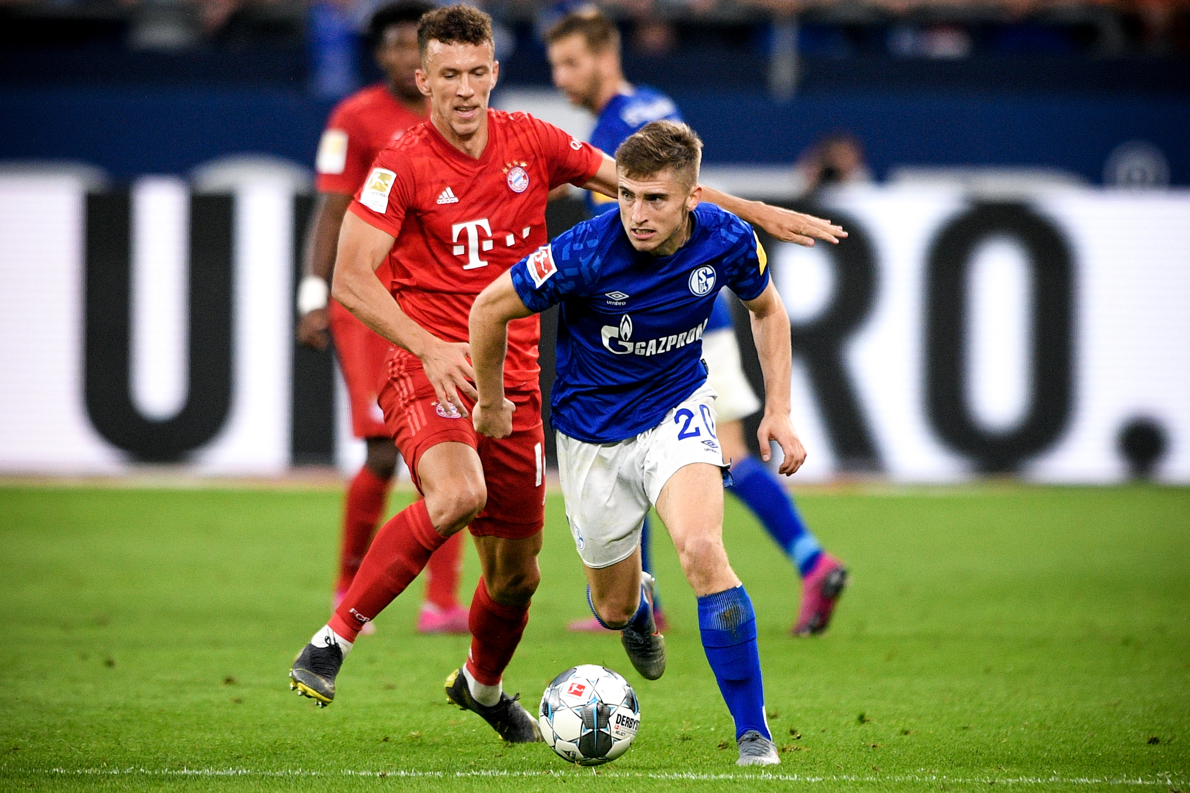 迈克·布朗：有信心提升防守，相信我们可以成为防守出色的球队