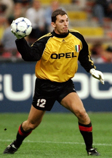 波黑3-1逆转十人罗马尼亚，哲科破门，巴伊拉克塔雷维奇建功