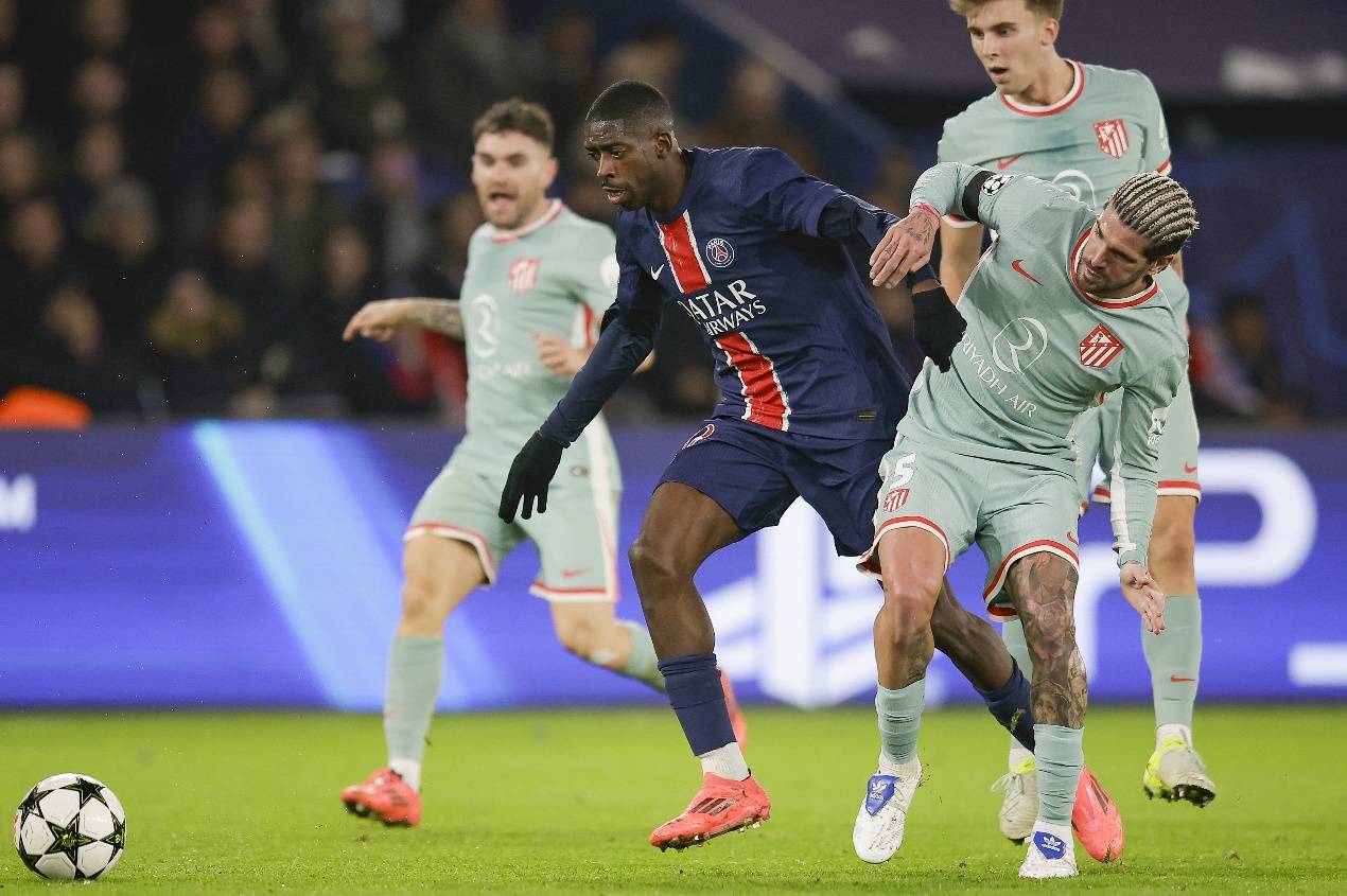 利物浦vs利兹首发：萨拉赫连续三场替补，埃基蒂克、维尔茨先发