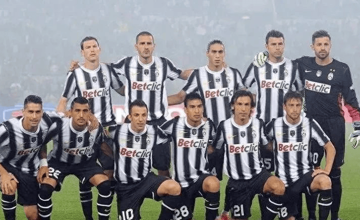 选择热刺6号球衣，帕利尼亚：这个数字与我祖父有关