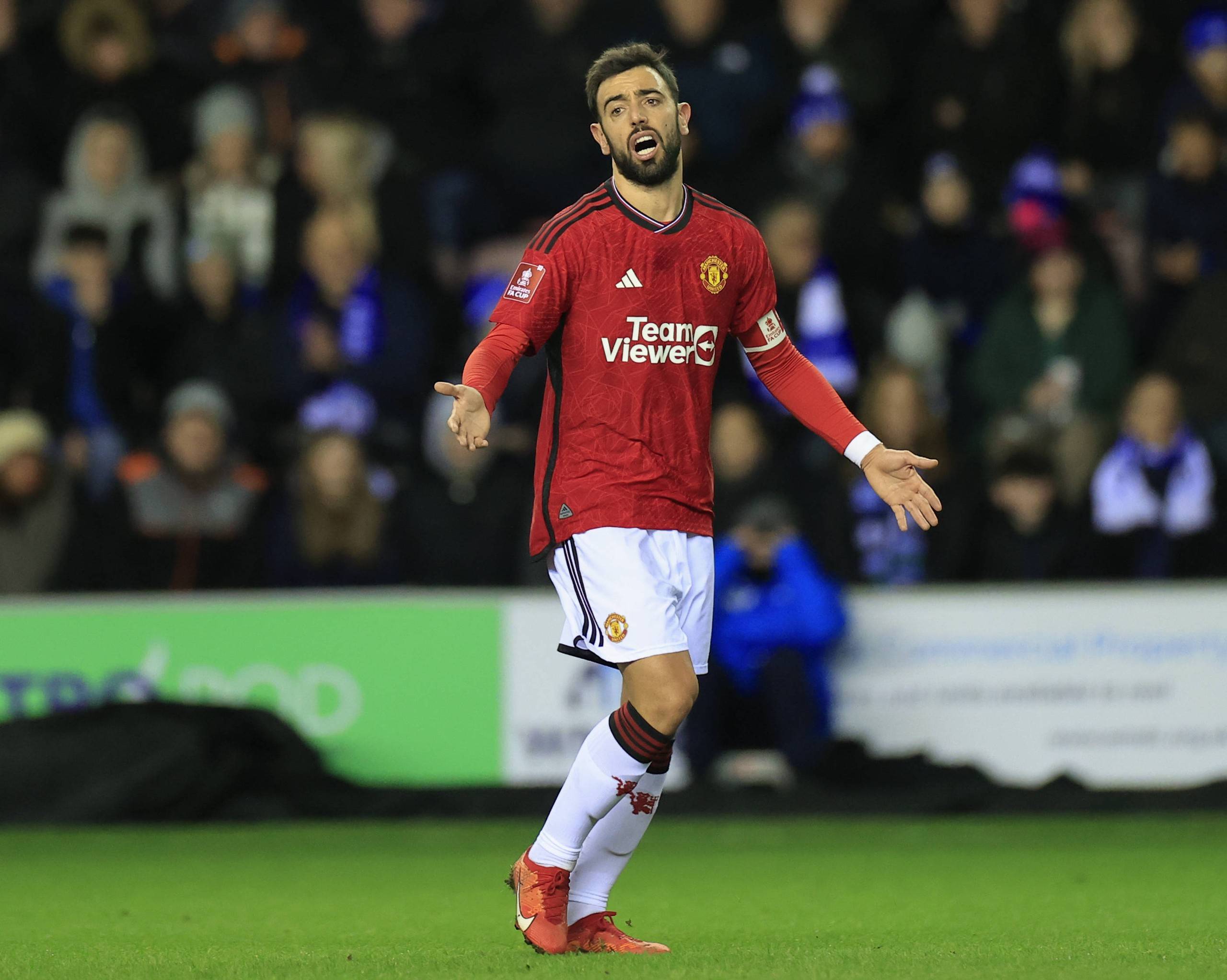 拉波尔塔：如无意外月底回归诺坎普；弗里克在巴萨很开心