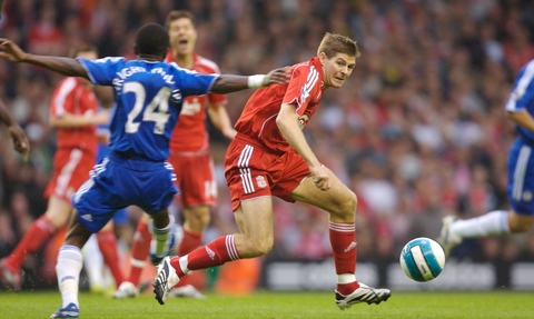 记者：伊萨克已回归纽卡训练，本周他将与俱乐部讨论未来