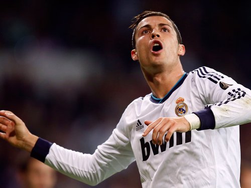 足坛狂欢一夜！欧冠7冠王3-2大逆转登顶意甲，红魔4-1大胜中资球队升第6